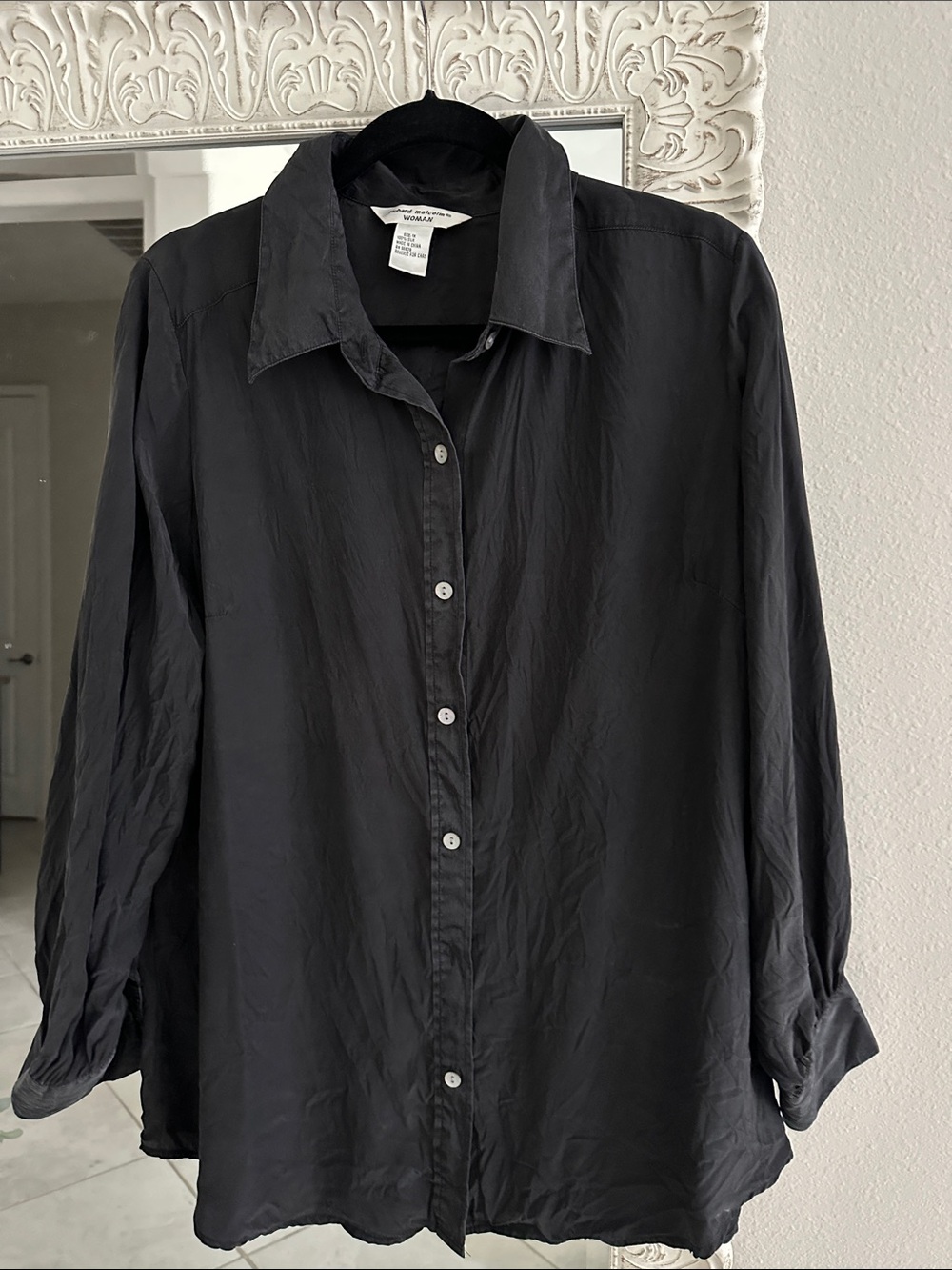 Richard Malcolm Silk Classic Black Button-Down Shirt